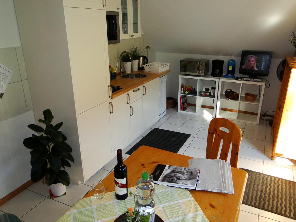 Ferienwohnung Hotte'S Huette Ettenheim Quarto foto