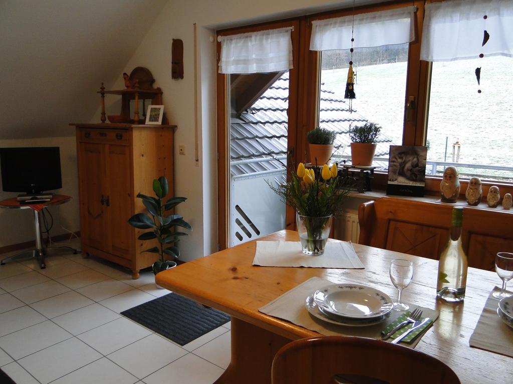 Ferienwohnung Hotte'S Huette Ettenheim Quarto foto